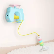 اسباب بازی سقفی رباتیک گربه شارژی با پر و زنگوله